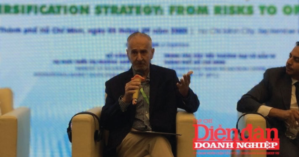 Export enterprise survival strategy in the Canadian market, presented by Mr. Michel Verdy of the Quebec-Vietnam Association