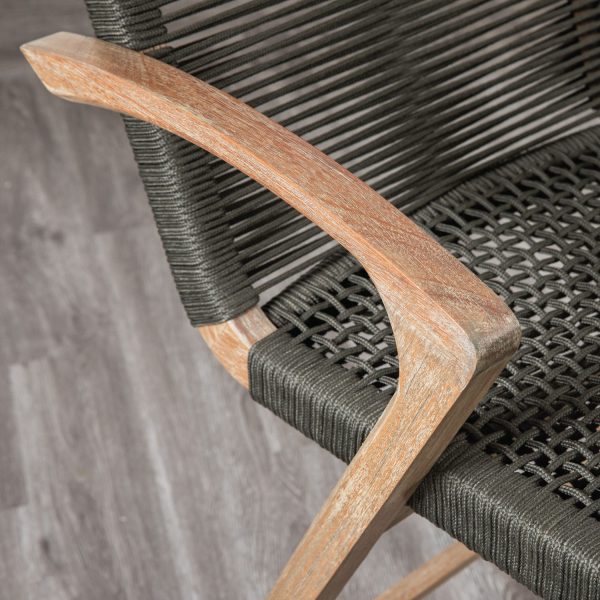 Oplouland Chair – Elegant Wooden Chair for Modern and Classic Interiors