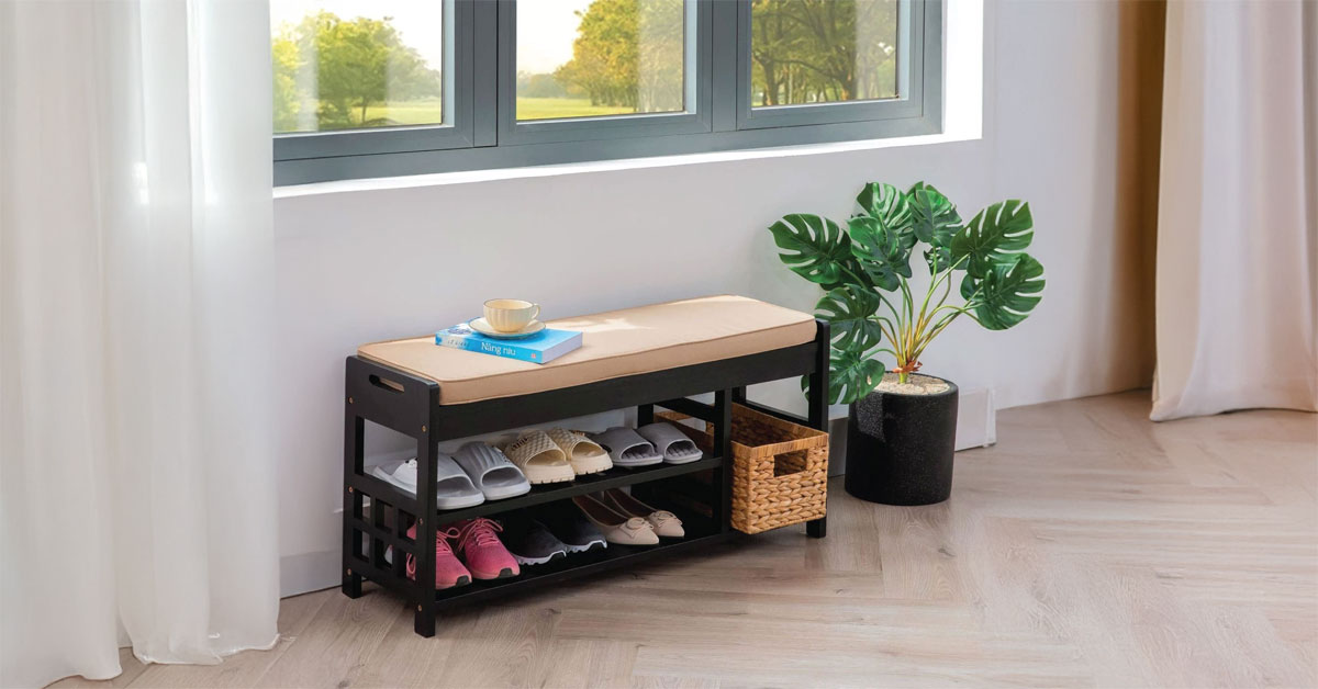 Clourmouth Wooden Shoes Bench