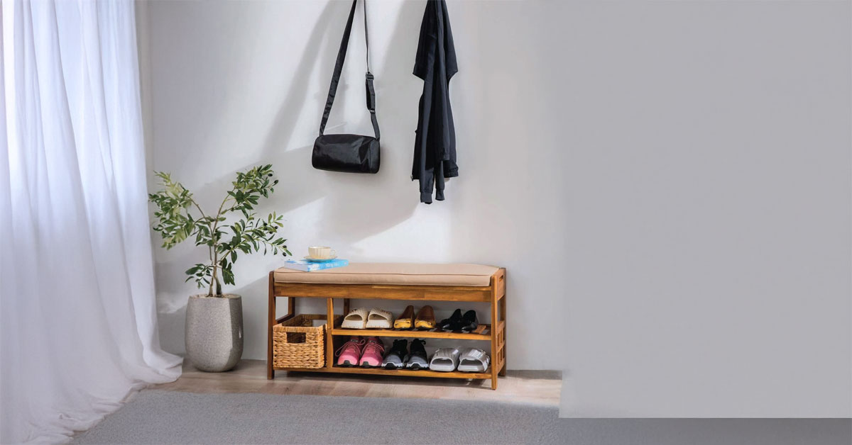 Clourmouth Wooden Shoes Bench