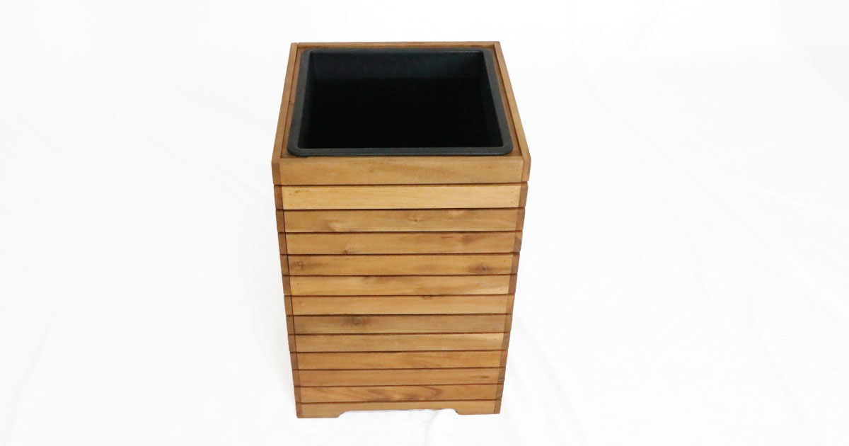 Entover Square Planter