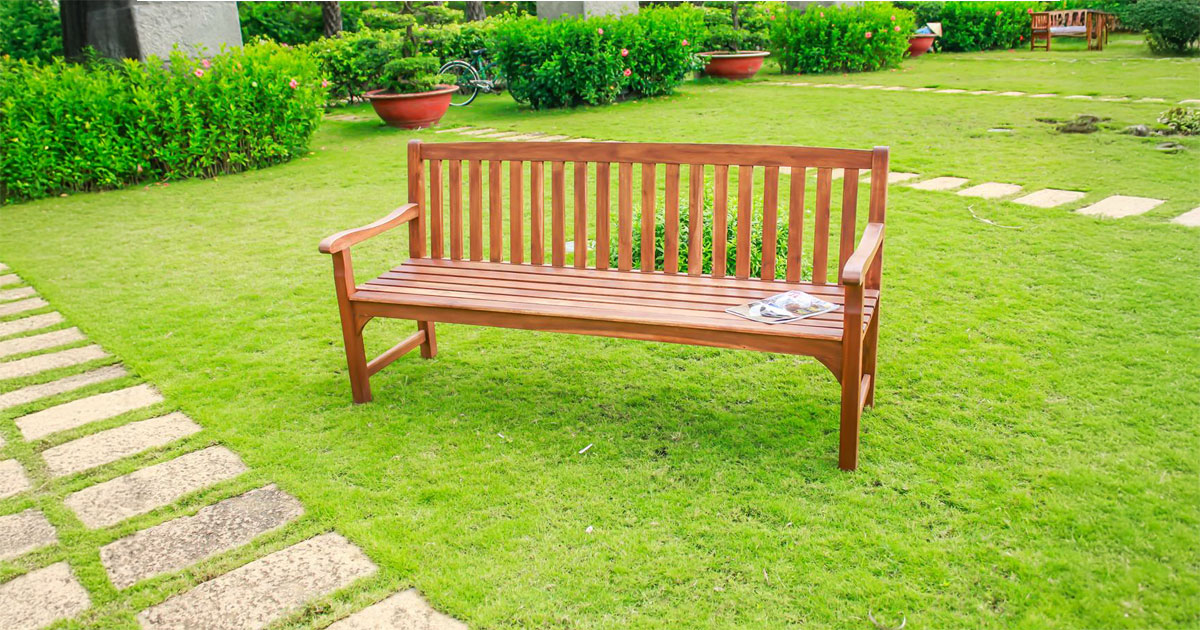 Warwick 4-Seat Bench