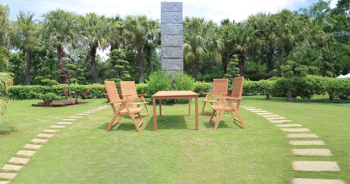 Sofa Lounger table and chair set
