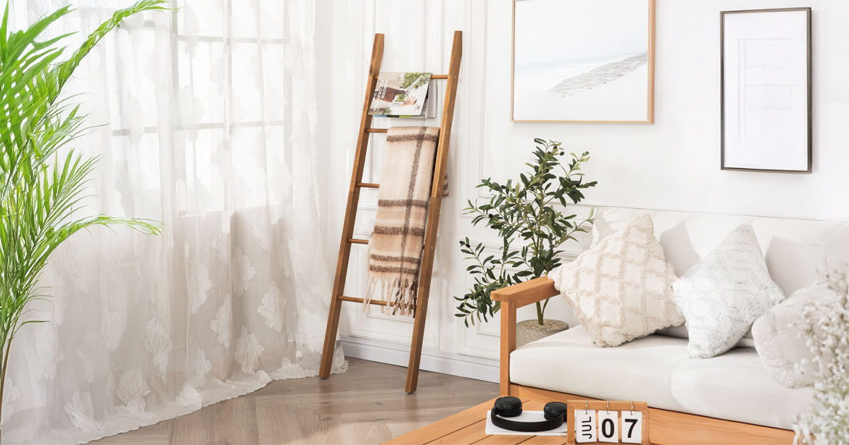 Acacia Wood Blanket Ladder 6-Tier Storage Rack 2 Acacia Wood Blanket Ladder 6-Tier Storage Rack
