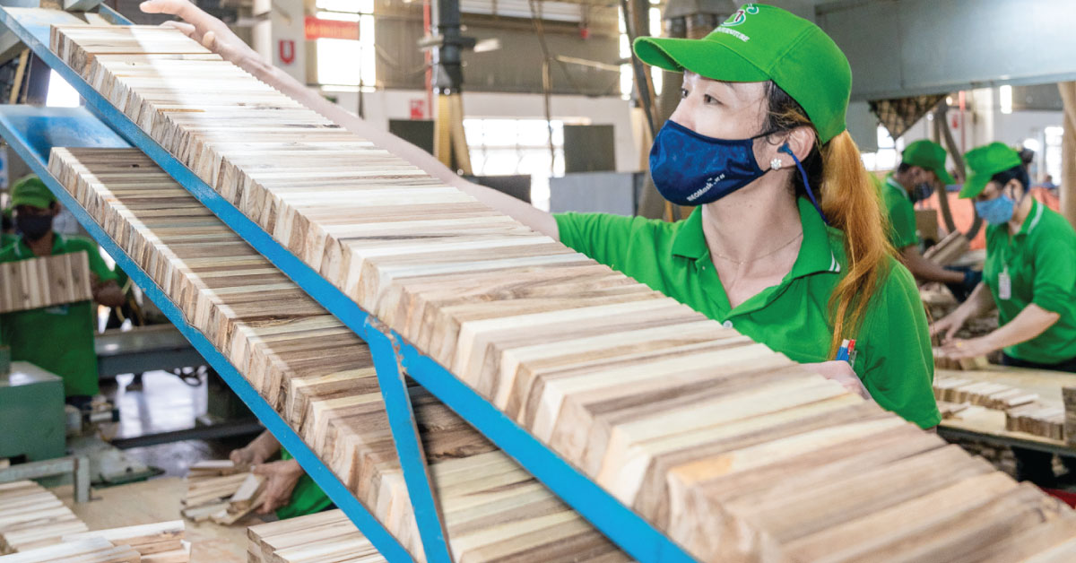 Mr. Huynh Le Dai Thang - Director of Nghia Son Furniture Company Limited: B2C with linkage strategy