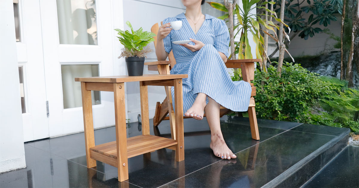 Esarora Side Table – Modern Solid Wood Accent Table for Living Room & Bedroom